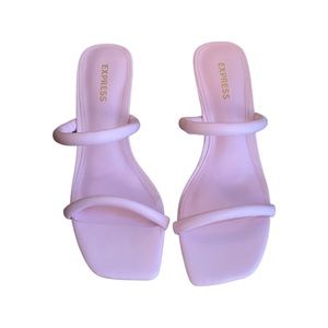 NWT Express Heels (Size 5)